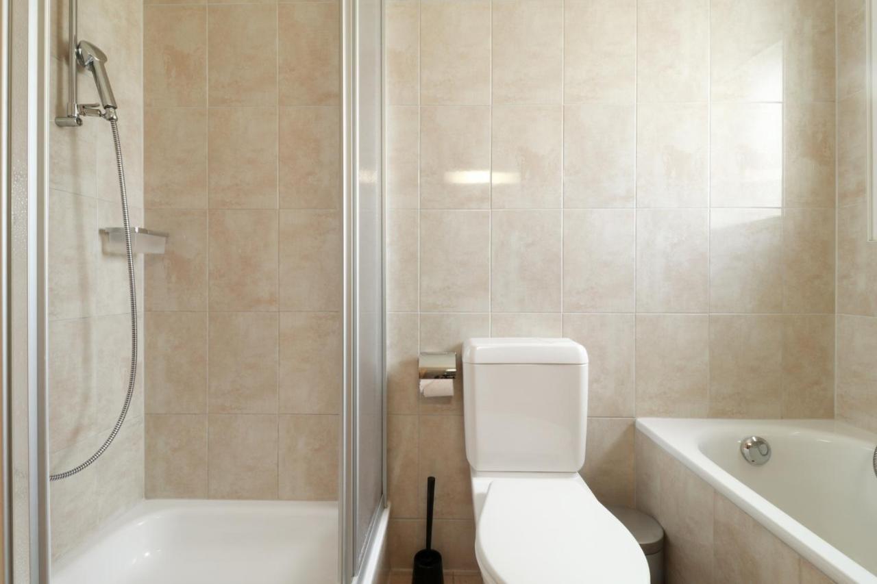 Nice Apartment Ideally Located In Martigny Kültér fotó