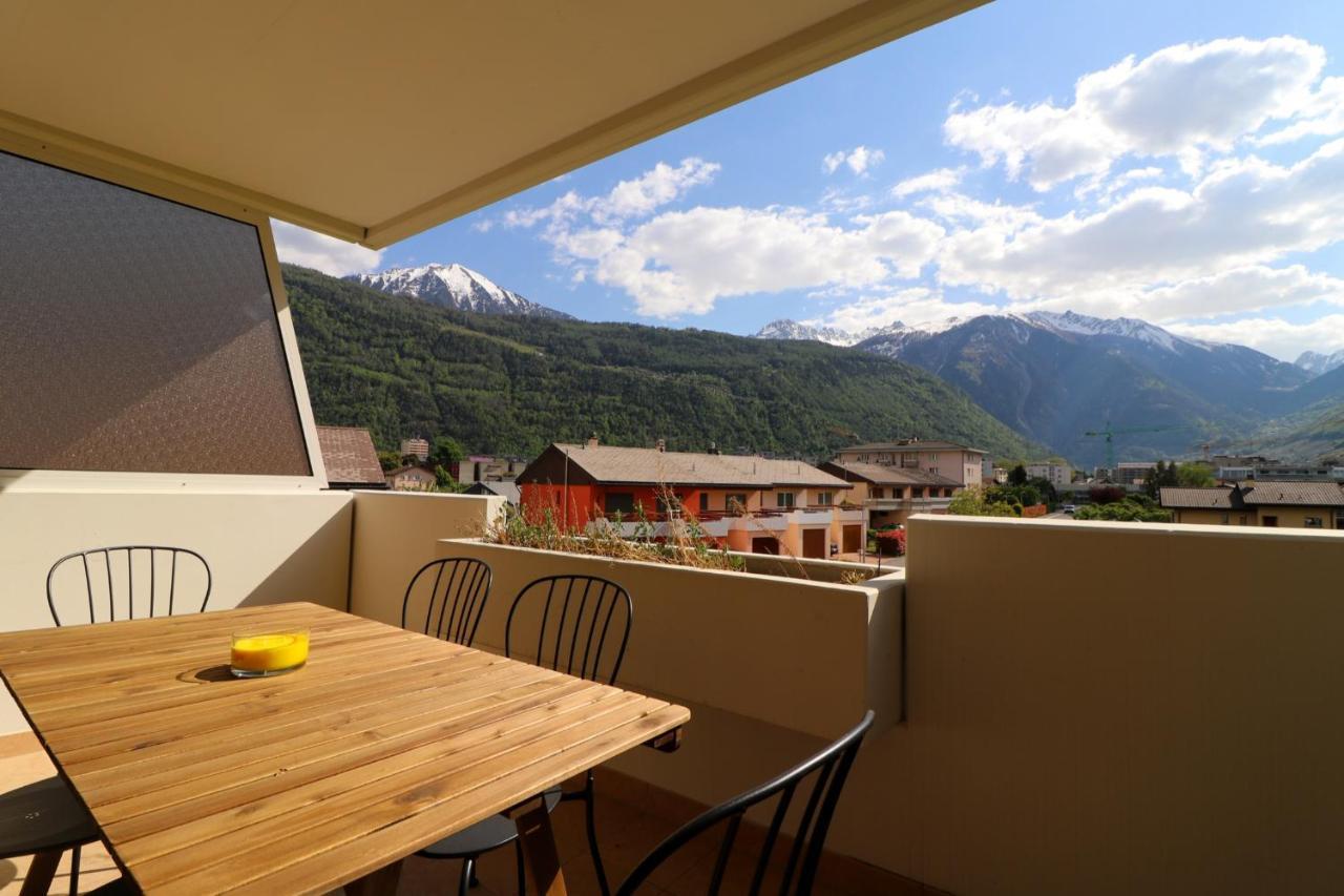 Nice Apartment Ideally Located In Martigny Kültér fotó