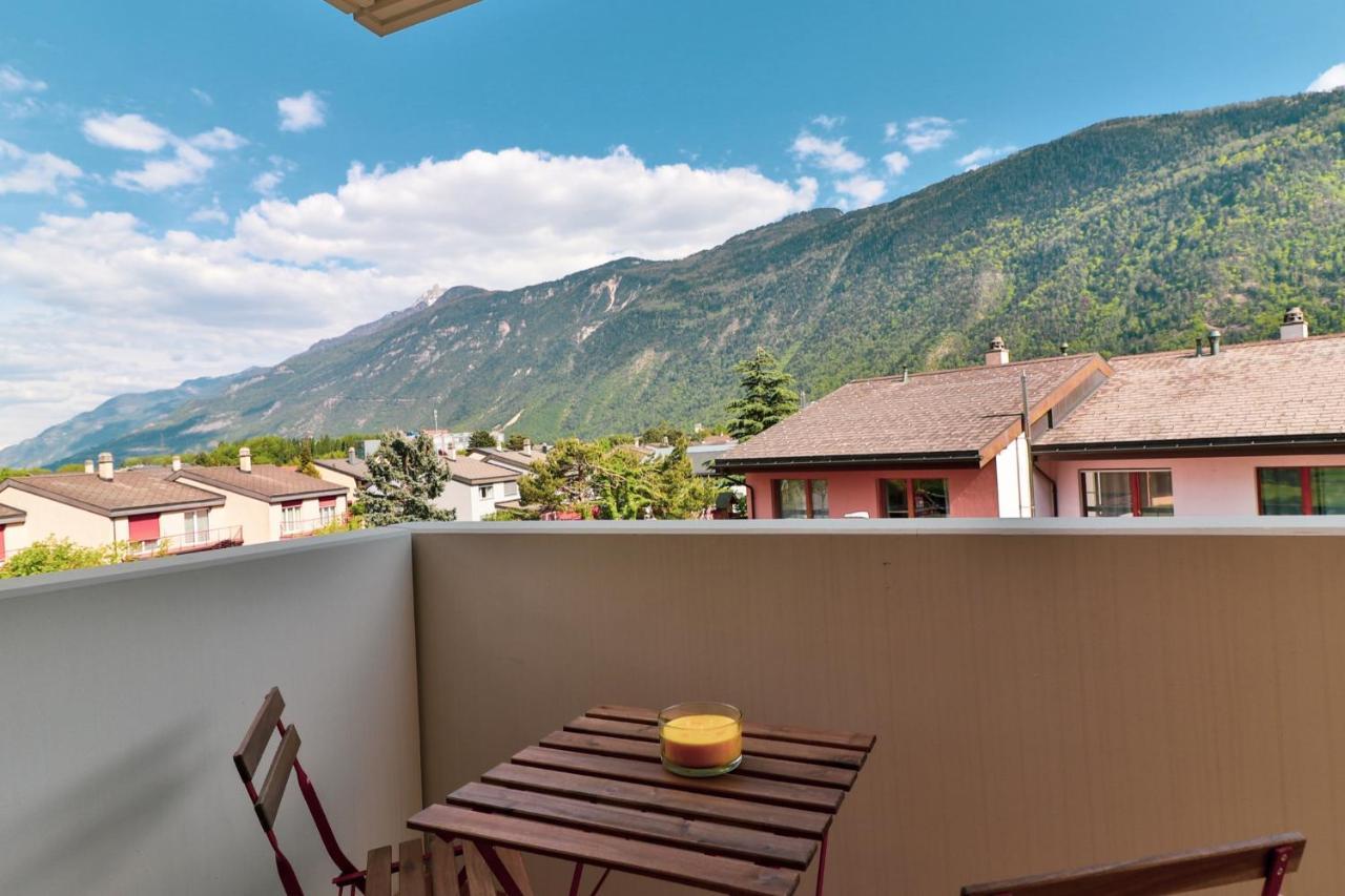 Nice Apartment Ideally Located In Martigny Kültér fotó